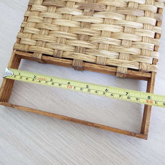 Wicker Wall Hanging organizer - Picture 7 of 7